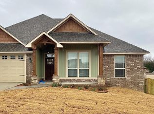 1118 Mountain Valley Dr, Greenwood, AR 72936