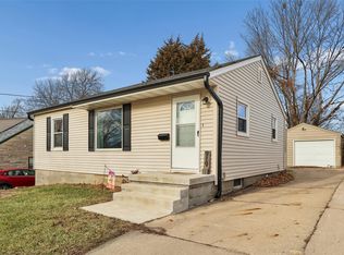 919 Watrous Ave, Des Moines, IA 50315