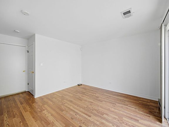 5th image of 7226 Washington St #A