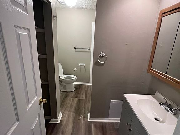 4th image of 515 Mountain Ridge Rd