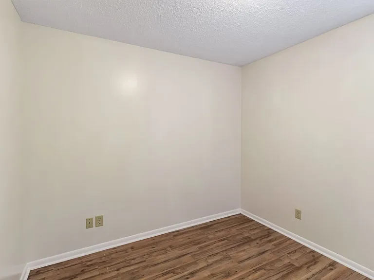 105 Bearwood Dr — Photo 14