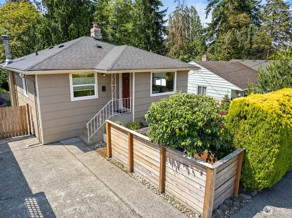 5521 S Bangor Street, Seattle, WA 98178
