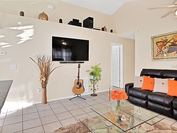 5th image of 4003 Caban Ct