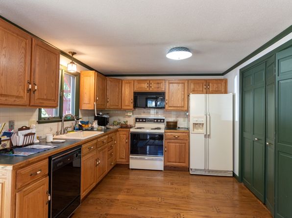 93 N Hillside Rd #B