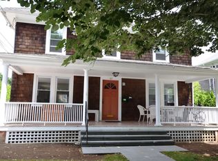 82 Hildreth St FLOOR 1, Southampton, NY 11968
