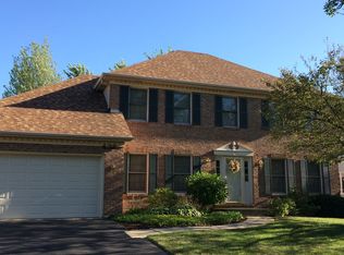 438 Quail Dr, Naperville, IL 60565