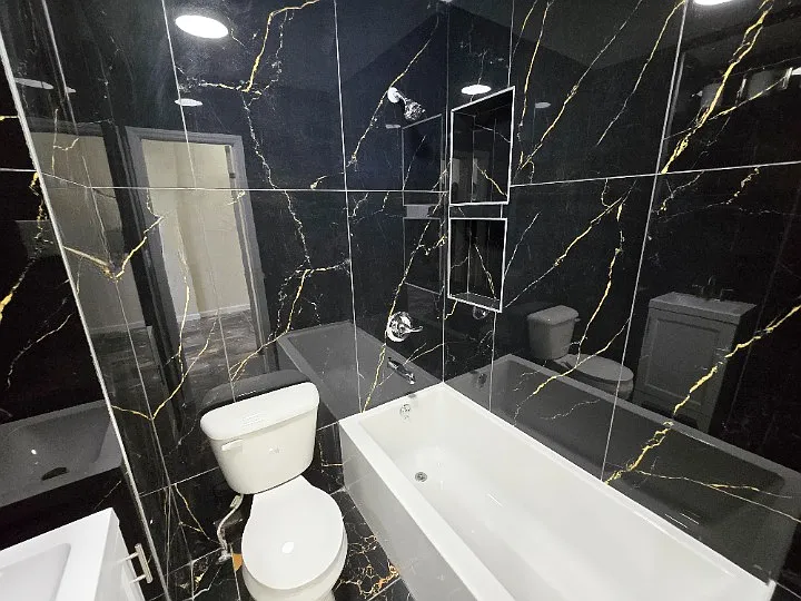 168 22nd St #3C — Photo 6