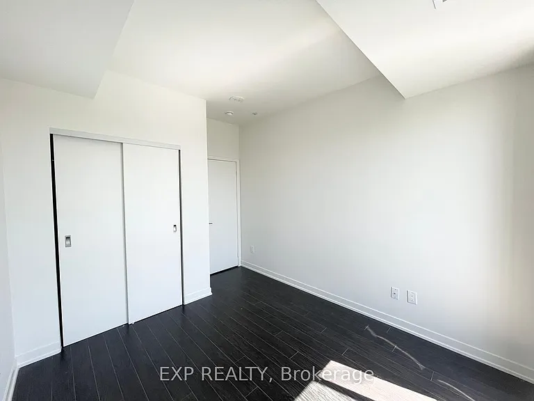 128 King St N #1606 — Photo 10