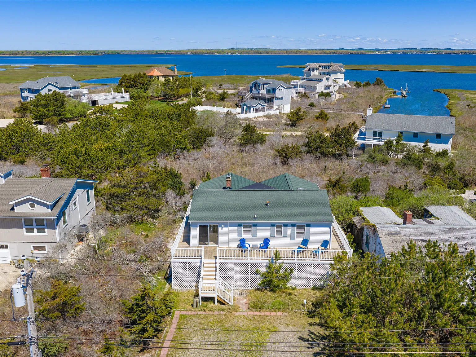 Westhampton Dune 3 Bed 1.5 Bath Oasis! Sept 8k — Photo 2