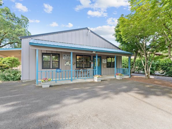 22525 SW Stafford Rd, Tualatin, OR 97062