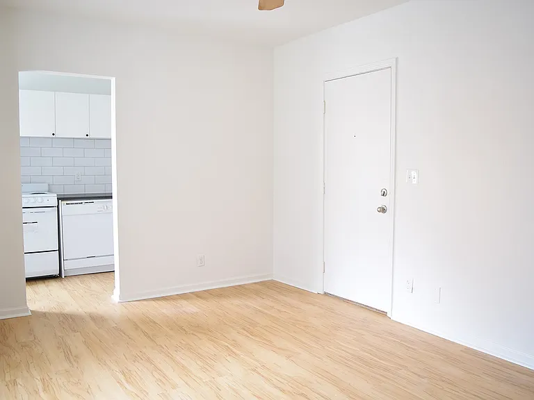 Del Monte — Photo 24