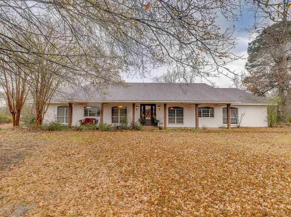 370 J T Griggs Rd, Calhoun, LA 71225