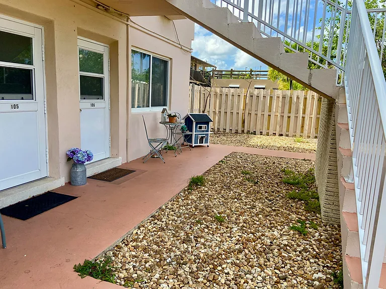 2909 Middle River Dr #105 — Photo 3
