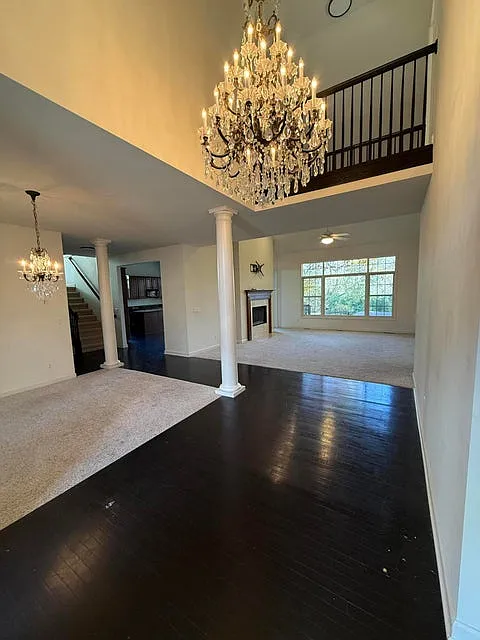 5 bed, 4062 sqft, $4,800 — Photo 3