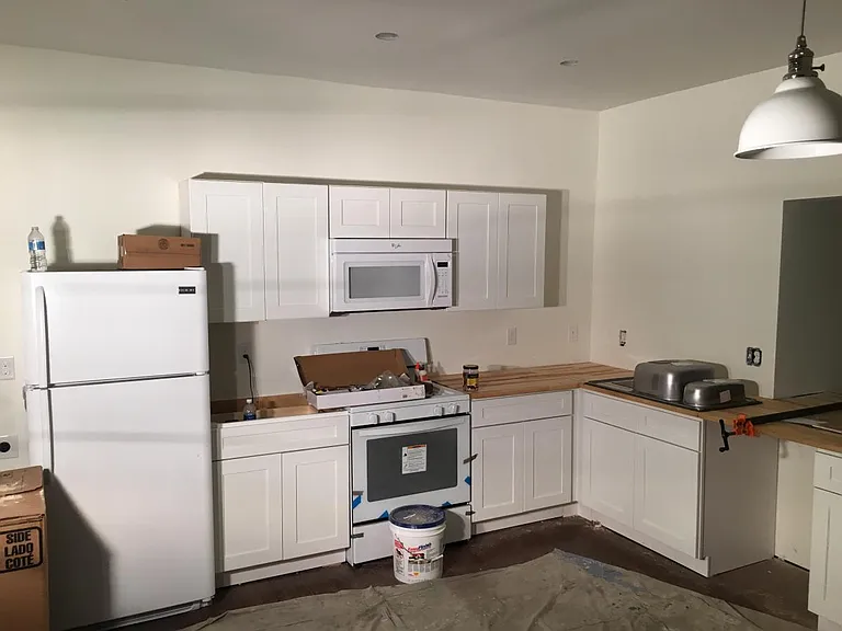 2207 Bradley Ave — Photo 7