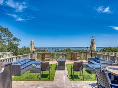 501 Highlands Boulevard, Horseshoe Bay, TX, 78657