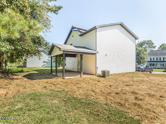 4th image of 4100 Atwood Dr