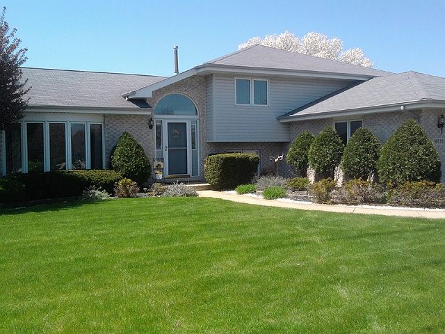 1st image of 16530 Churchview Dr