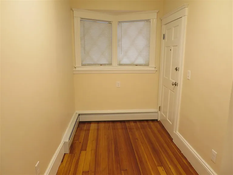 217 Willow Ave #1 — Photo 8