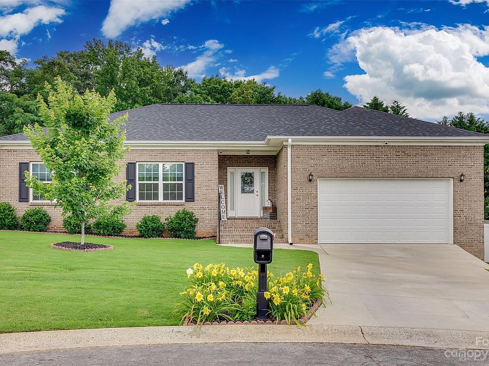 1st image of 2086 Egret Ct