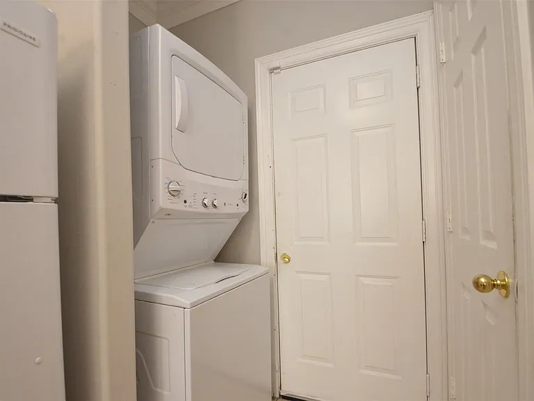 11045 Landswalk Dr #115 — Photo 33