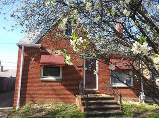 7604 Deerfield Dr, Parma, OH 44129