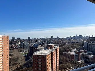 70 La Salle Street, #19F