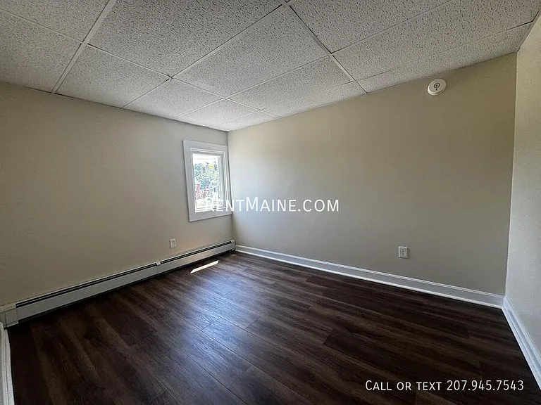 114 Riverside Dr #5 — Photo 7
