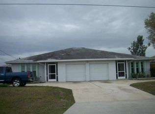 720 SE 6th Ter, Cape Coral, FL 33990