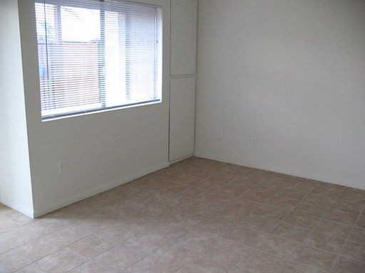 5th image of 214 S Gregory St APT 1