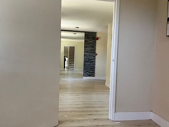 3rd image of 234 5th Ave APT 5
