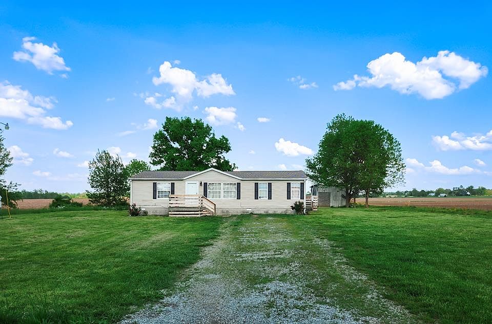 1st image of 350 Hobgood Ln