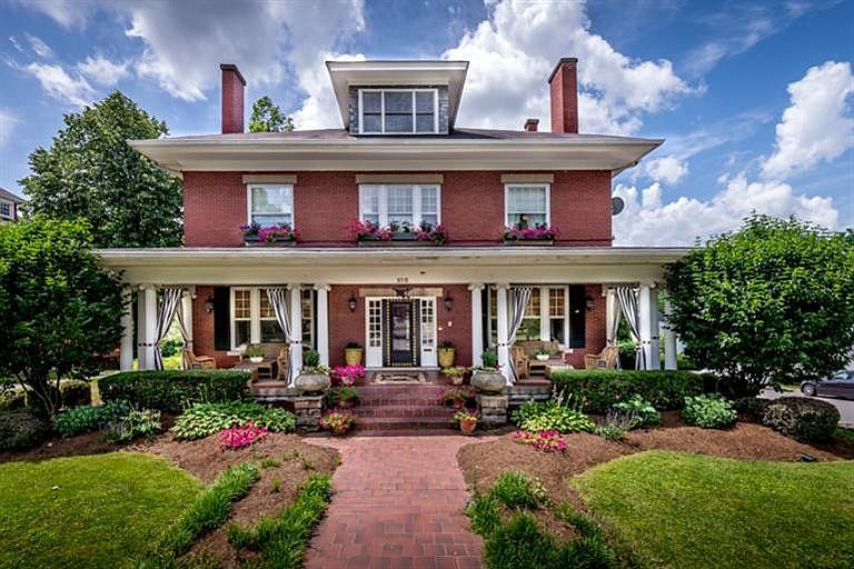 102 E Lexington Ave, Danville, KY 40422 Zillow