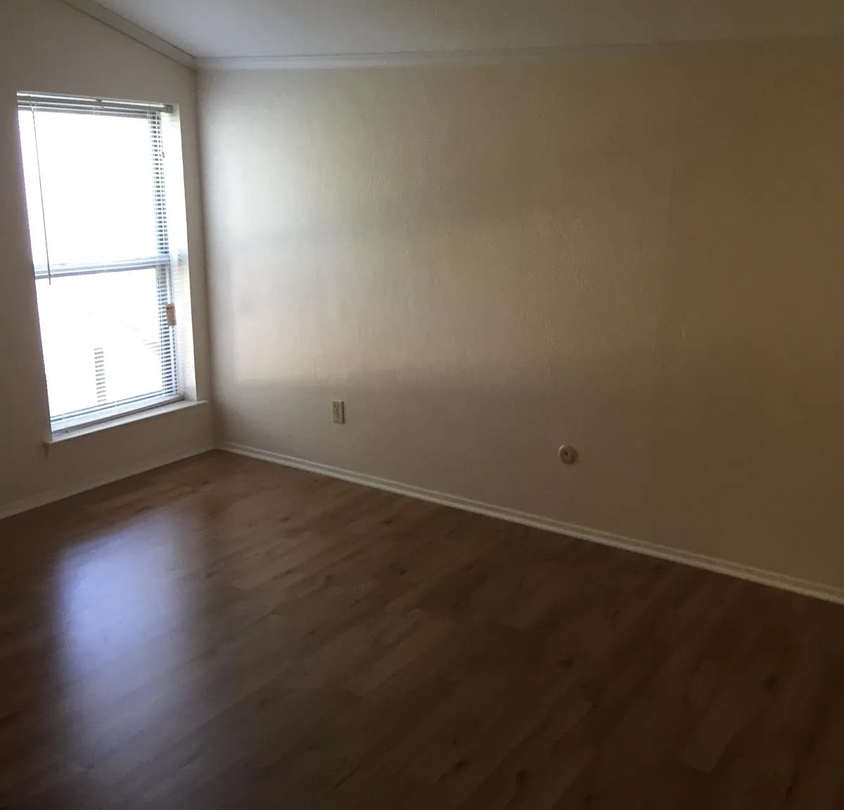 2 bed, 795 sqft, $1,400 — Photo 4