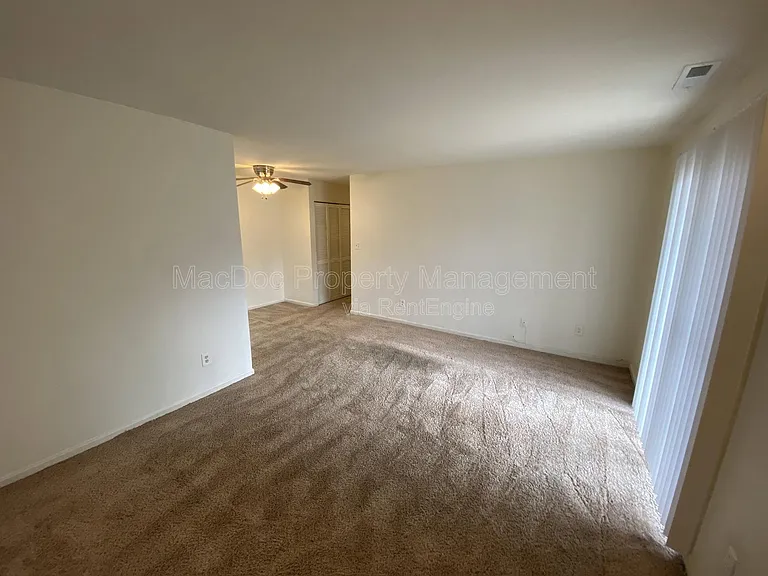 76 Red Maple Ct #100 — Photo 2
