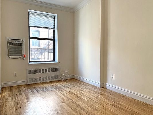 5th image of 323 E 83rd St APT 5C