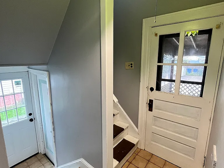 30 Coram St #2 — Photo 16