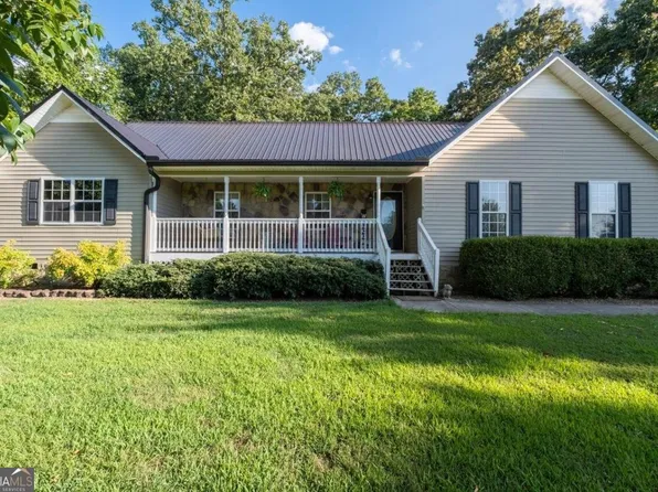 471 Oakland Dr SE, Calhoun, GA 30701