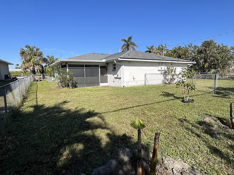 312 Cape Coral Pkwy W — Photo 20