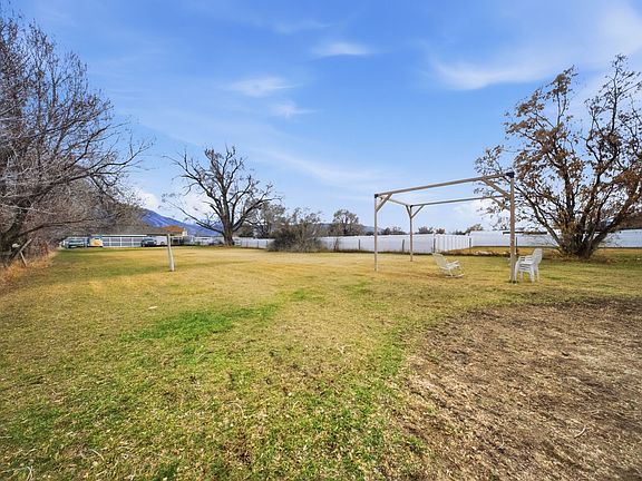 4th image of 12341 S Redwood Rd