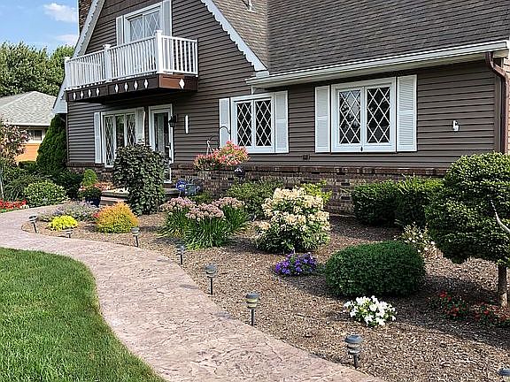 2nd image of 118 Martin Ave