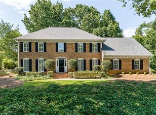445 Hunters Crossing Dr, Sandy Springs, GA 30328