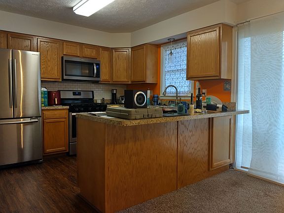 4th image of 297 Patriot Ln APT B