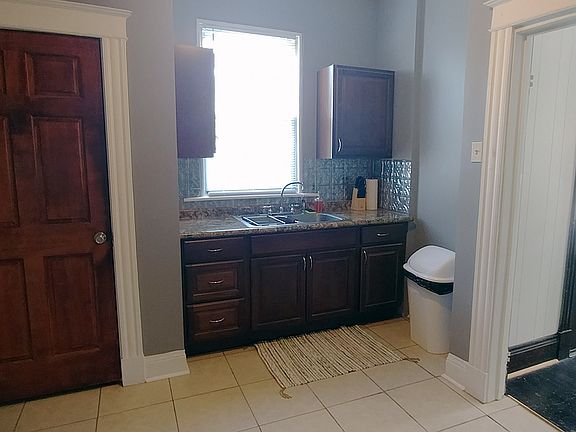 5th image of 1922 Bigelow St #2