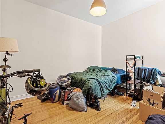 5th image of 1246 Pacific St APT 5D