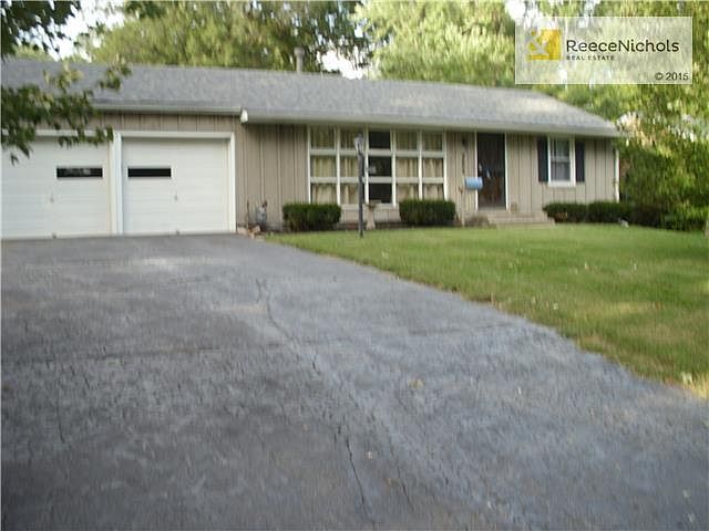 160" OF FRONT WINDOWS FACING SOUTH