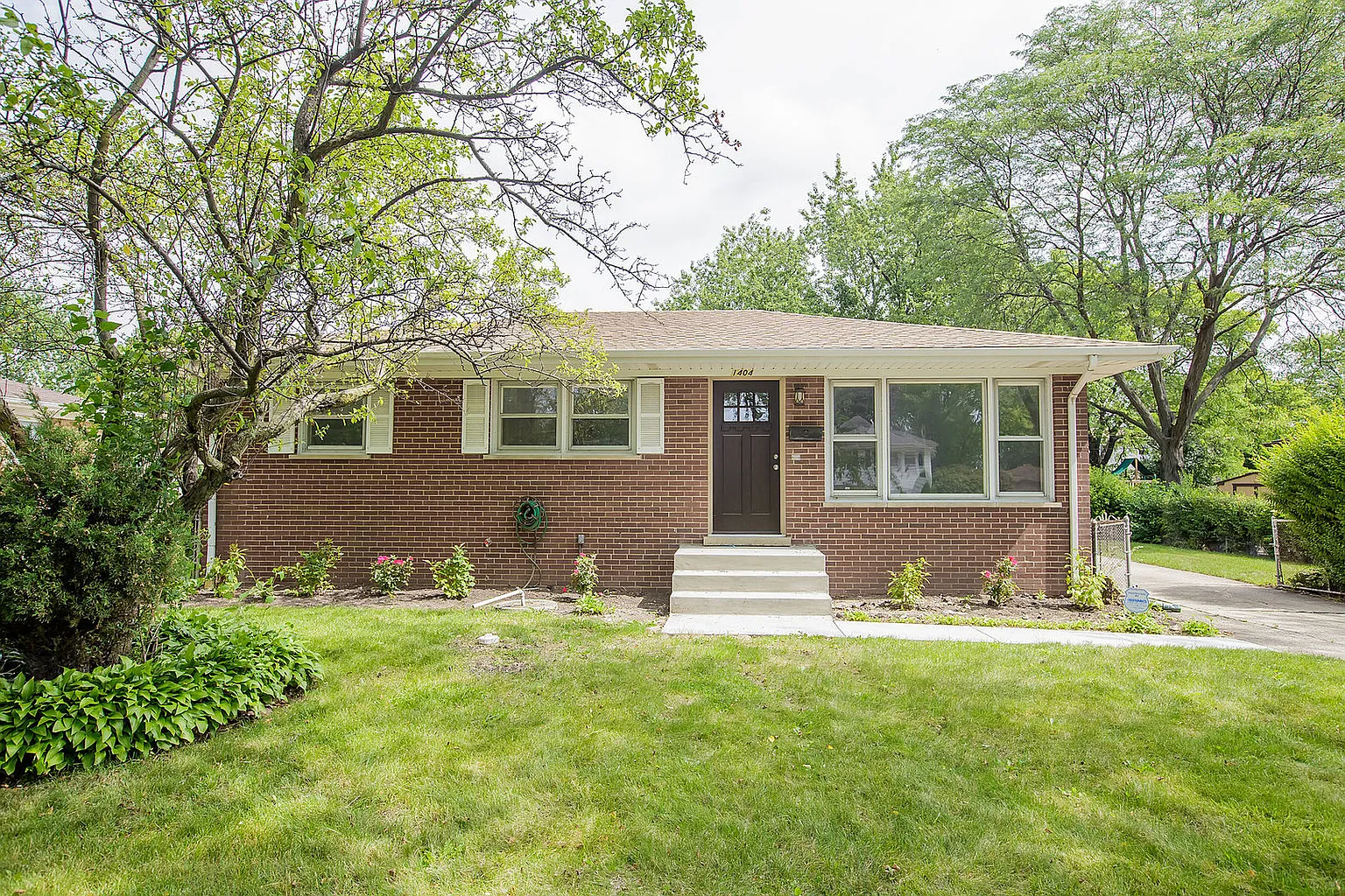 1404 W Palm Dr photo 1