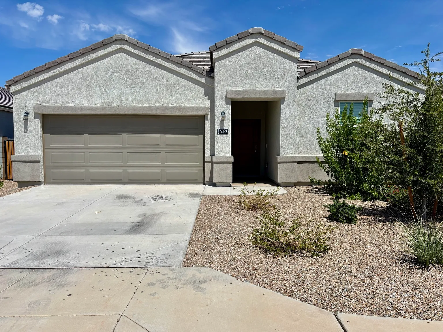 4 bed, 2051 sqft, $2,850 — Photo 3