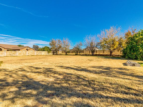 4th image of 5347 E Escondido Cir Lot ''