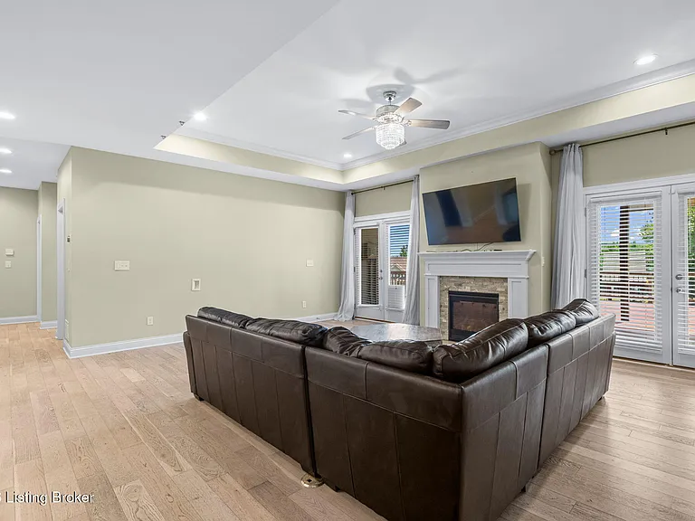 825 Artisan Pkwy — Photo 24